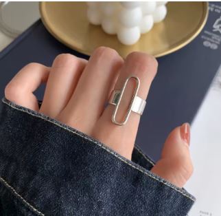 Traingle Retro Silver Ringz