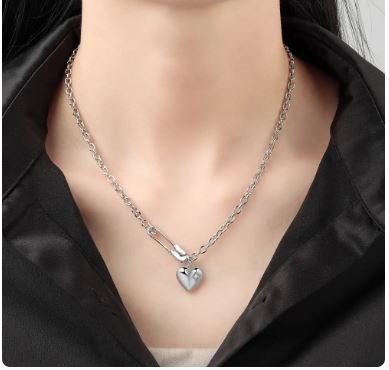 Safety Pin Gemz Necklace
