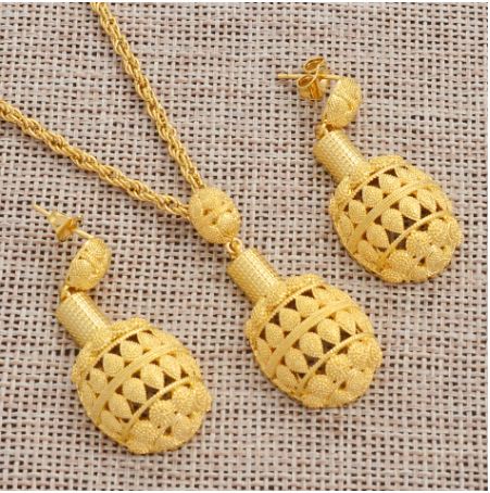Golden Pineapple Set